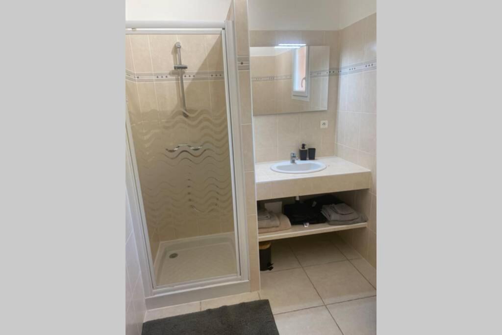 Ferienwohnung Joli F3 De 60M2 Avec Balcon Bastelicaccia Exterior foto
