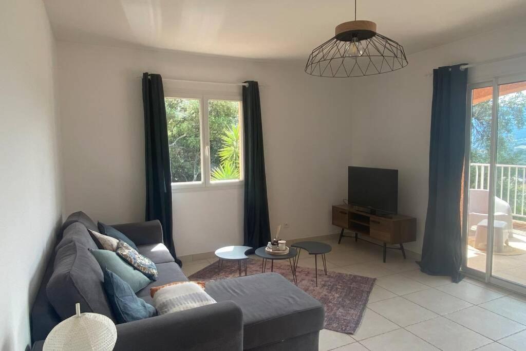 Ferienwohnung Joli F3 De 60M2 Avec Balcon Bastelicaccia Exterior foto